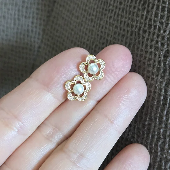 Kate Spade♠️ "Jeweled Stencil" Faux Pearl Earrings - NIB - Picture 3 of 16